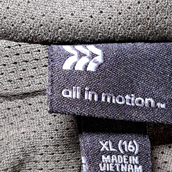 All in Motion Camouflage Jacket Size Boys 16 Raincoat Fishing Hunting - Picture 5 of 8